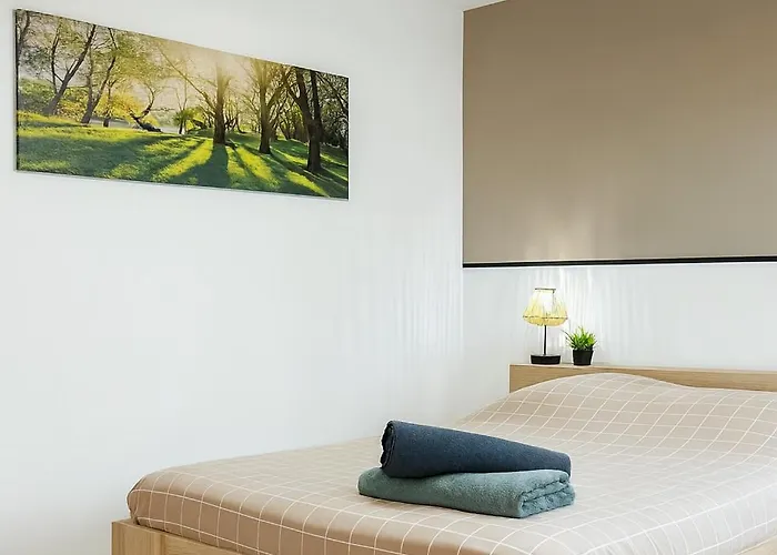 Apartament T2 Paisible Avec Balcon Verdoyant