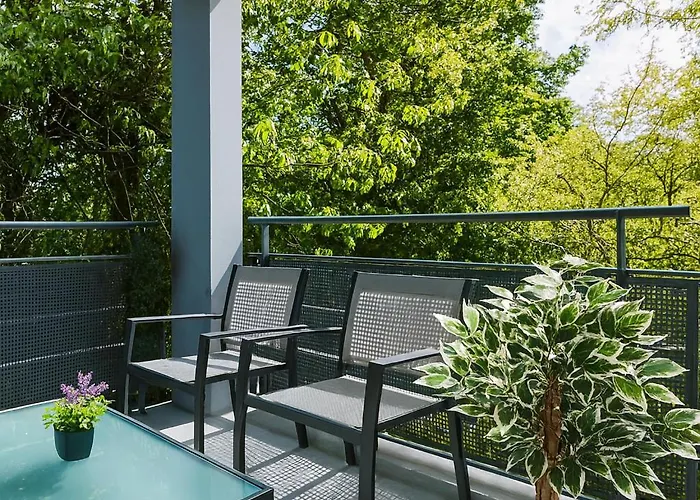 T2 Paisible Avec Balcon Verdoyant Apartament